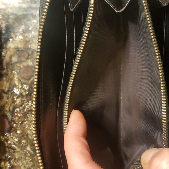 Prada Nylon zippy wallet black - Picture 8 of 12